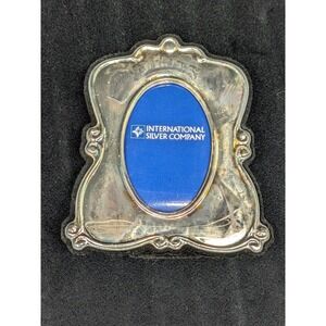 Vintage International Silver Plate Ornate Small Decorative Scrolls Photo Frame
